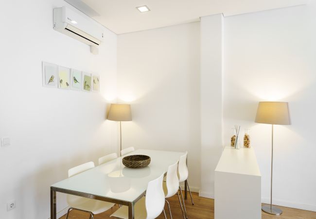 Apartment in Porto - Historic Cozy Flat (Historic Center, D. Luis Bridge)