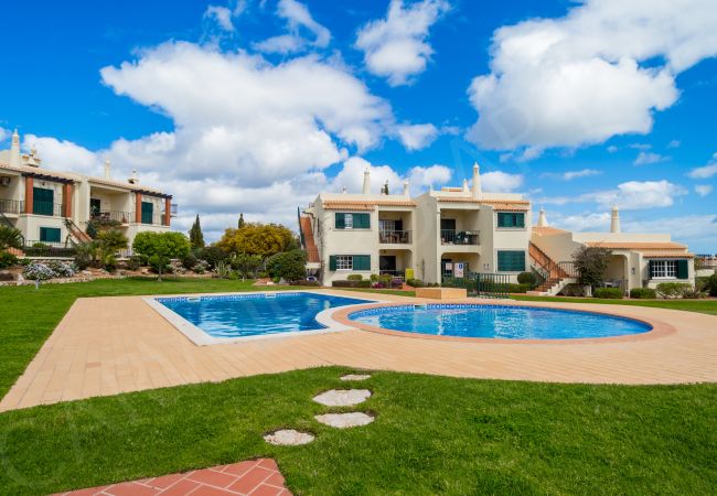  in Carvoeiro - Carvoeiro Apartment 7A | professionally cleaned | 2-bedroom apartment | gated complex | communal pool | close to Carvoeiro