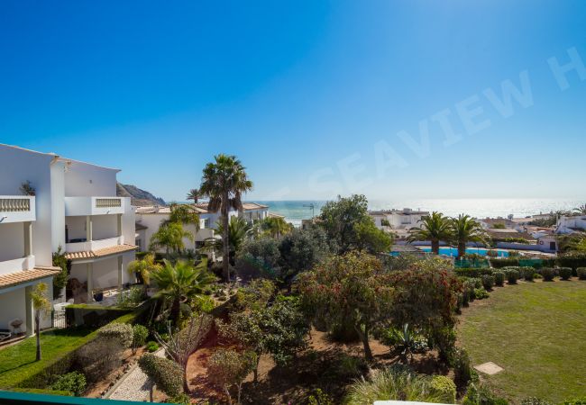 Apartment in Luz - Seaview Apartment H | professionally cleaned | 2-bedroom apartment | very close to centre of Praia da Luz | panoramic sea views