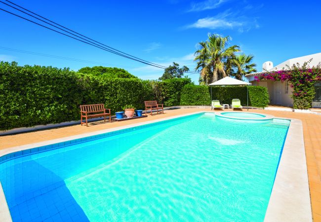 Villa in Carvoeiro - Casa Santalena | Private 3 Bed Villa | Private pool | Carvoeiro