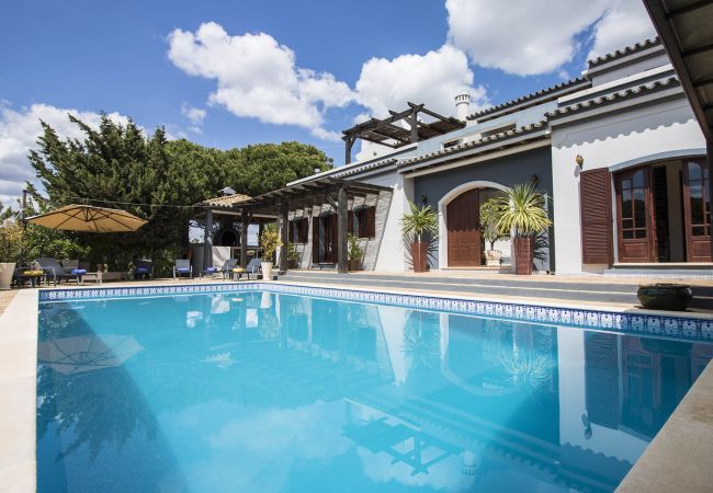 Villa in Vilamoura - Villa Arrochela | 5 bedrooms | Total Privacy | Vilamoura