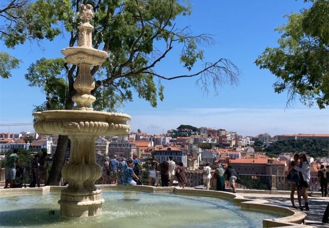 Apartment in Lisbon - CHIADO VIEWS