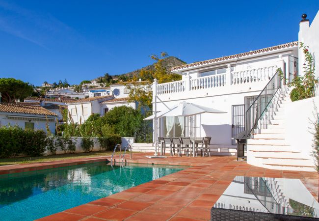 Villa in Benalmádena - Villa Diann - Large 5 bedroom Private Pool Villa with sea view