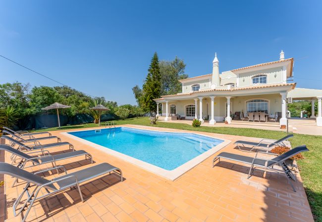 Villa in Boliqueime - Quinta das Laranjeiras | 4 Bedrooms | Country House | Boliqueime