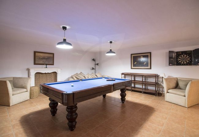 Villa in Vilamoura - Villa Rubi | 6 Bedrooms | Golf Views | Vilamoura