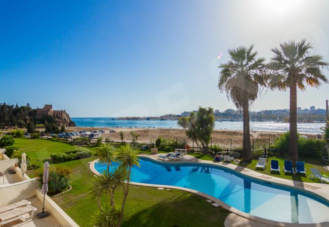  in Ferragudo - Clube Rio | professionally cleaned | 1-bedroom apartment | amazing views across to Portimão