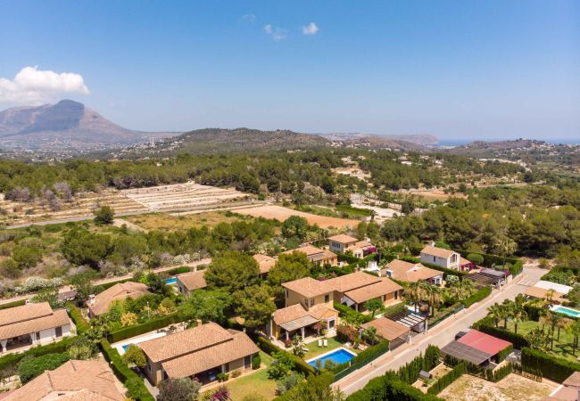 Villa in Javea - Villa Abaesko, with Garden and Private Pool