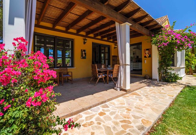 Villa in Javea - Villa Abaesko, with Garden and Private Pool