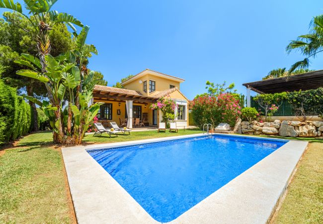 Villa in Javea - Villa Abaesko, with Garden and Private Pool