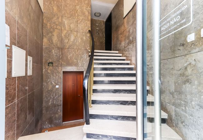 Apartment in Lisbon - SUNNY FLAT CITY VIEW