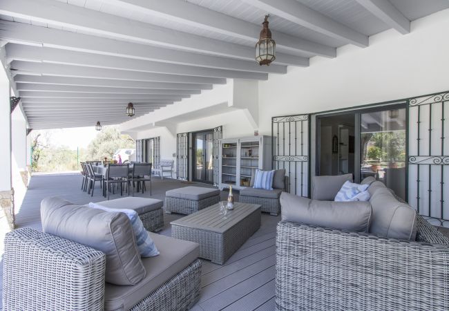 Villa in Loulé - Villa Isabelle | 4 Bedrooms | Total Privacy | Loulé