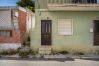 Apartment in Setúbal - Renovated apartment in a typical neighborhood of Setúbal, large terrace, sleeps 6pax