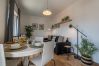 Apartment in Setúbal - Renovated apartment in a typical neighborhood of Setúbal, large terrace, sleeps 6pax