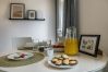 Apartment in Setúbal - Renovated apartment in a typical neighborhood of Setúbal, large terrace, sleeps 6pax