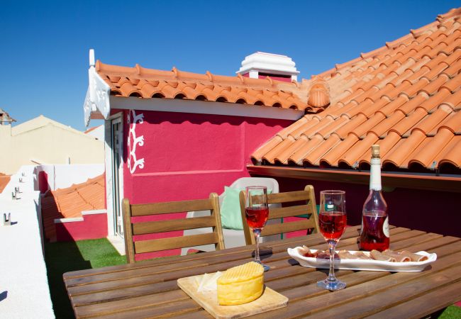 Apartment in Seixal - Loft with terrace and river view in Seixal. Air conditioning. Ideal for 2pax.