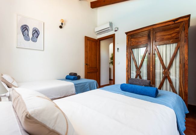Villa in Cala´n Blanes - Menorca Juanita