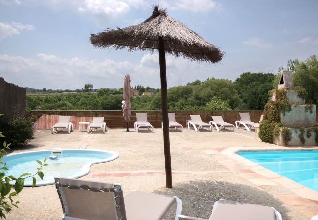 Cottage in Camallera - rural apartment in Costa Brava: tranquility and quality, in large natural space with swimming pool
