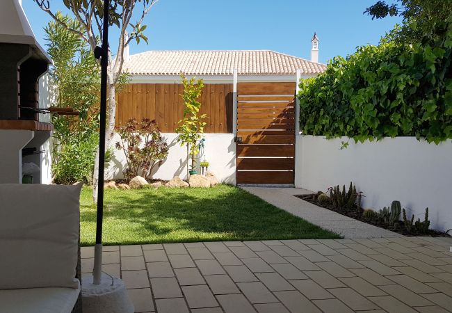 Studio in Albufeira - Magnific Studio with a cozy garden, 5 minutes to the beach