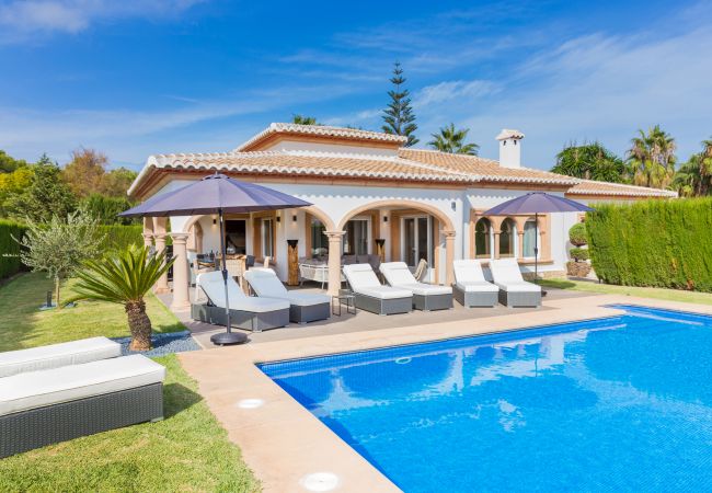 Villa in Javea / Xàbia - Villa SanMar Javea, Luxurious with Private Pool, AC and Wifi