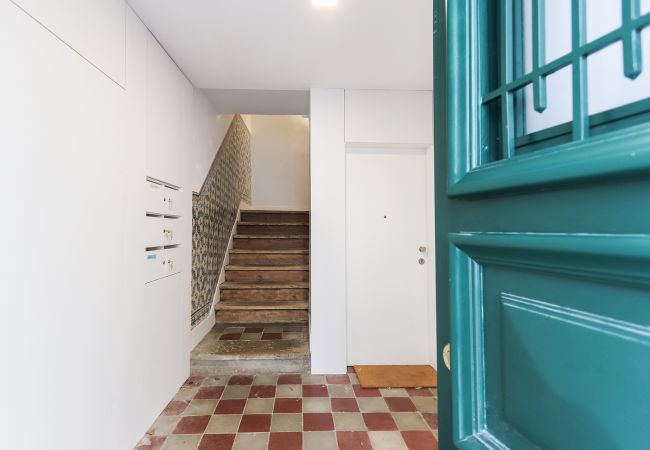 Apartment in Lisbon - Lapa Elegant by HOMING