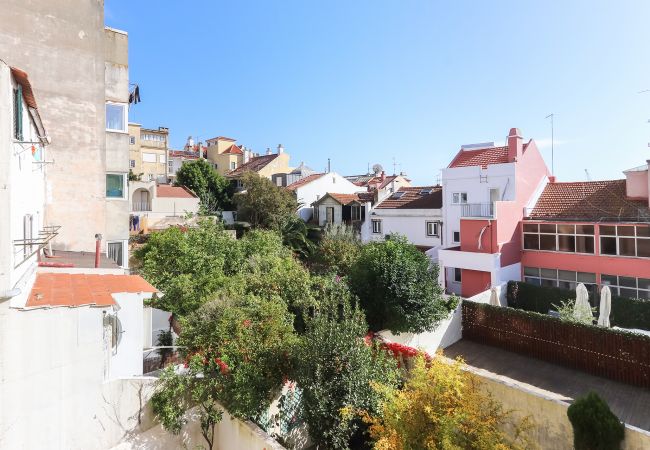 Apartment in Lisbon - Lapa Elegant by HOMING