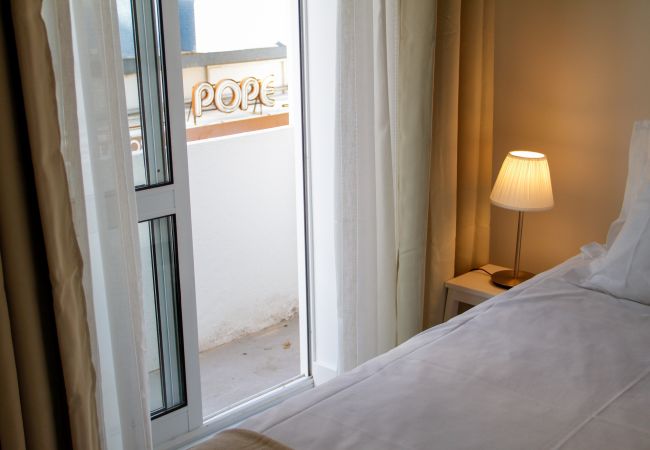 Apartment in Costa de Caparica - 2 bedroom apartment in Costa da Caparica, 2min. from the beaches