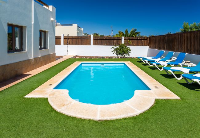 Villa in Caleta de Fuste -  Villas Aruba Caleta de Fuste, with Garden and Private Pool