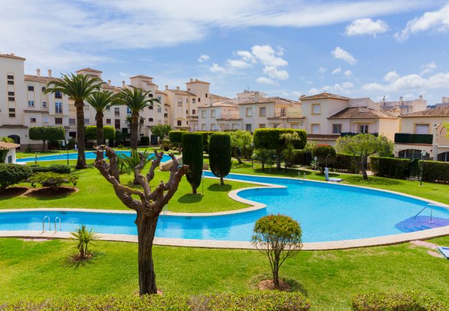  in Javea / Xàbia - Isla Saint Tropez Apartment Javea Arenal, with Pool, Wifi, AC and recently Refurbished
