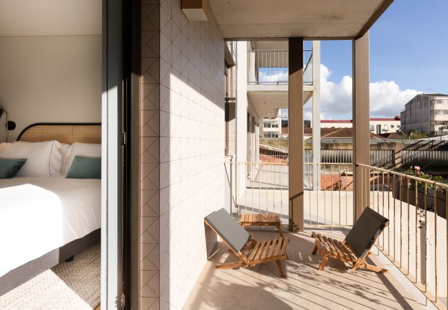 Apartment in Porto - Premium Corporate Campanhã III (Business, Balcony)