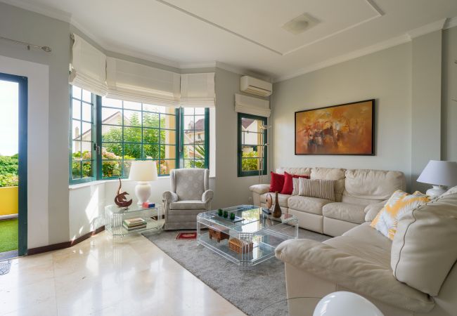 House in Santa Brígida - House with cozy garden BBQ 