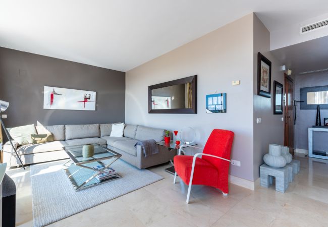 Apartment in Marbella - Penthouse Las Tortugas Marbella