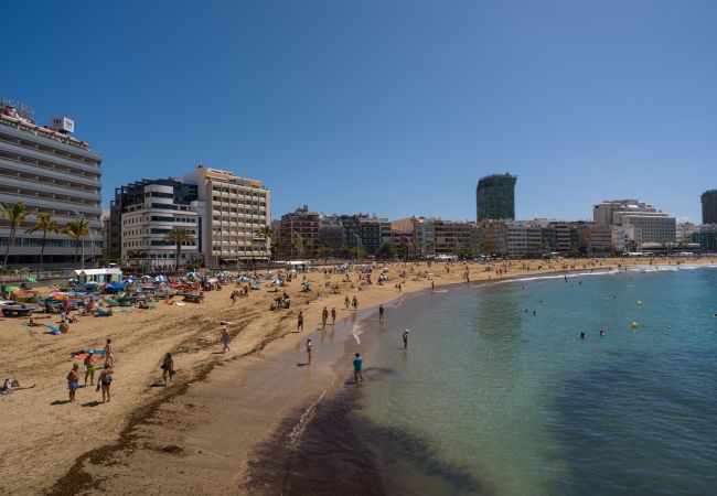 Studio in Las Palmas de Gran Canaria - Mainstream home with balcony By Canariasgetaway