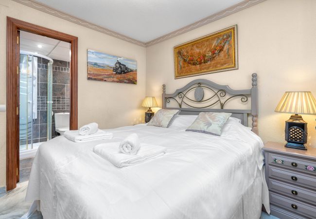 Apartment in Fuengirola - Castillo Fuengirola | Sea view apartment