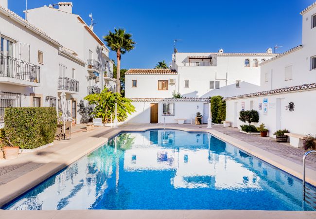 Apartment in Javea / Xàbia - Irene Apartment Pueblo Blanco II, with shared Pool and a few meters from Montañar I Beach