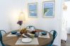 House in Setúbal - Holiday home for 4pax with private terrace and wifi, close to downtown Setúbal and the river Sado.