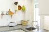 House in Setúbal - Holiday home for 4pax with private terrace and wifi, close to downtown Setúbal and the river Sado.