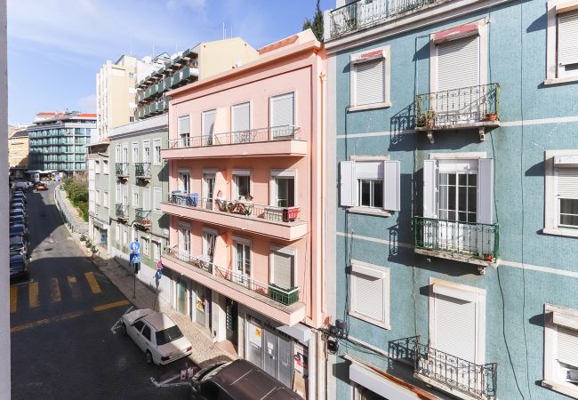 Apartment in Lisbon - Almirante classic