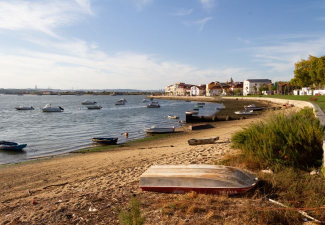 Apartment in Seixal - Apartment by the river in Seixal bay. 4pax. Bicycles are available.