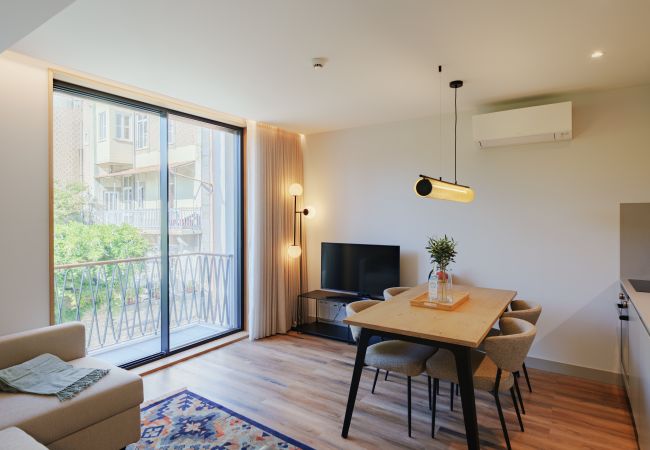 Apartment in Porto - Feel Porto Firmeza Coworking & Flat 2.1 