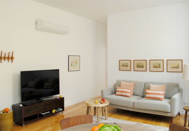 Apartment in Lisbon - Alfama Prime With Terrace